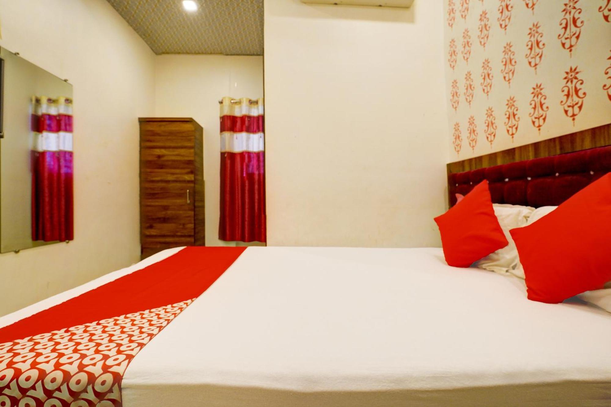 Hotel Aga Begs Mumbai  Buitenkant foto